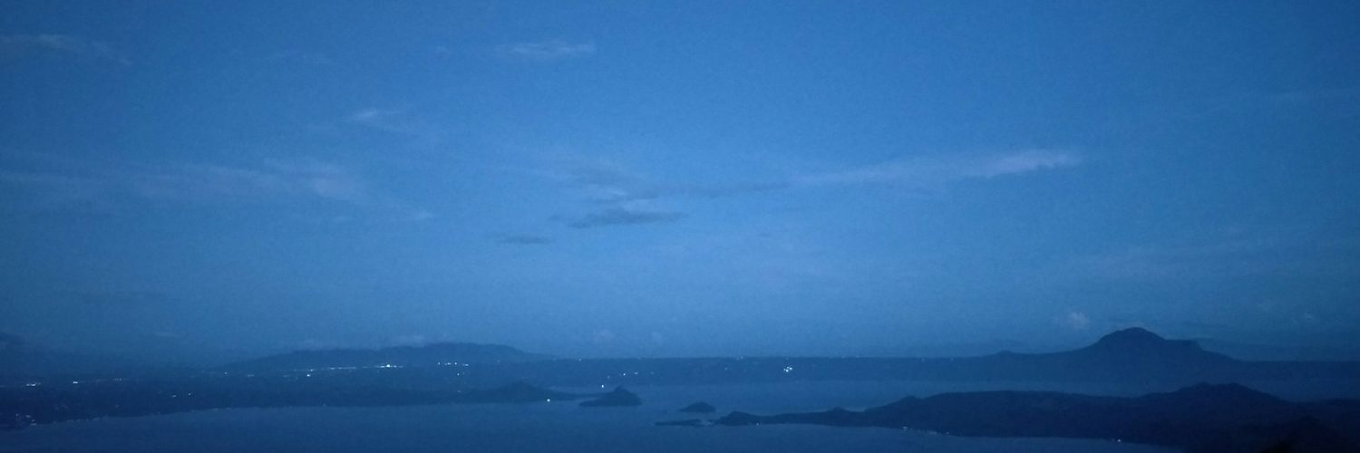 kar_0L's profile banner image