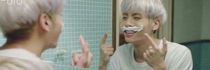 Amanda Artista Autista 💜🌻 banner