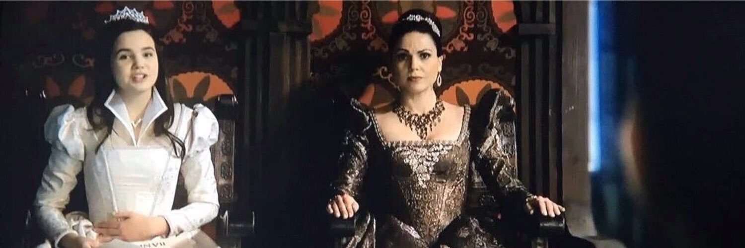 Queenofwolves2's profile banner image