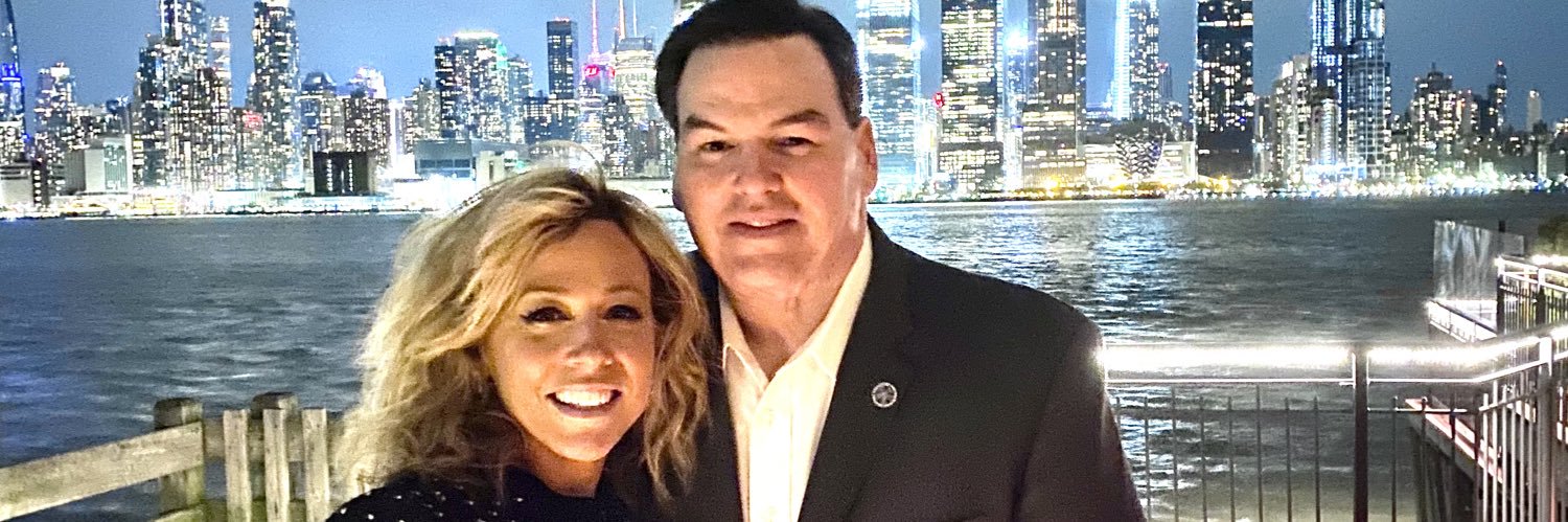 Stephanie Simon banner