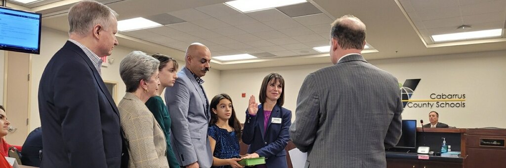 Pamela Escobar banner