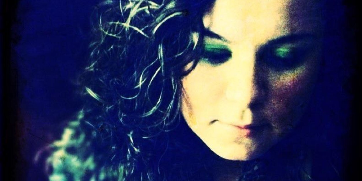 Yusti's profile banner image