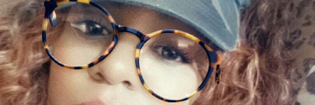 feefee721's profile banner image