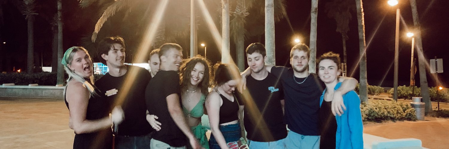 meredithperry_'s profile banner image