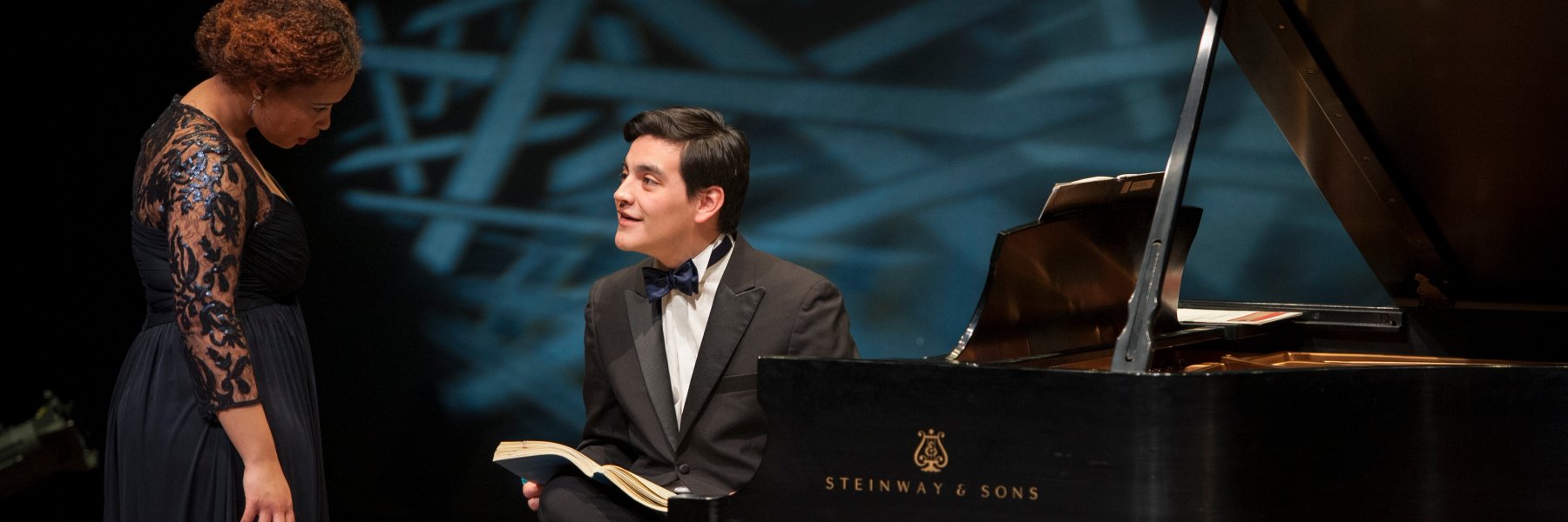 César Eduardo Cañón banner