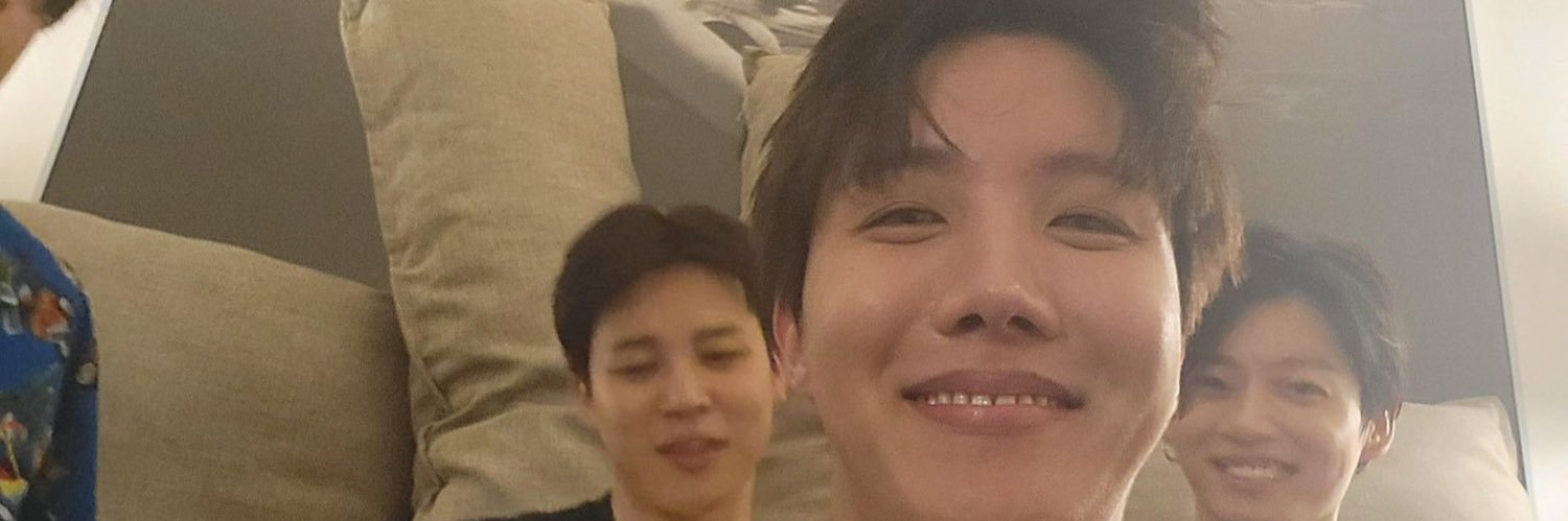 rapmoonstar_'s profile banner image