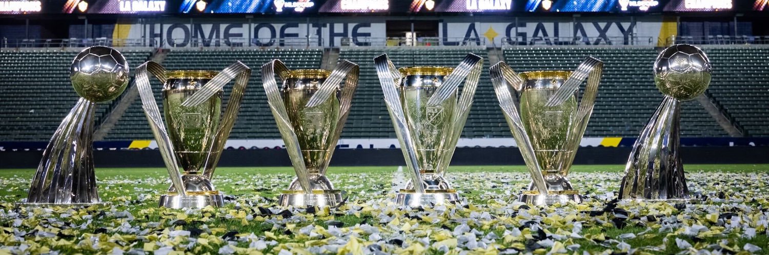 edcanales's profile banner image
