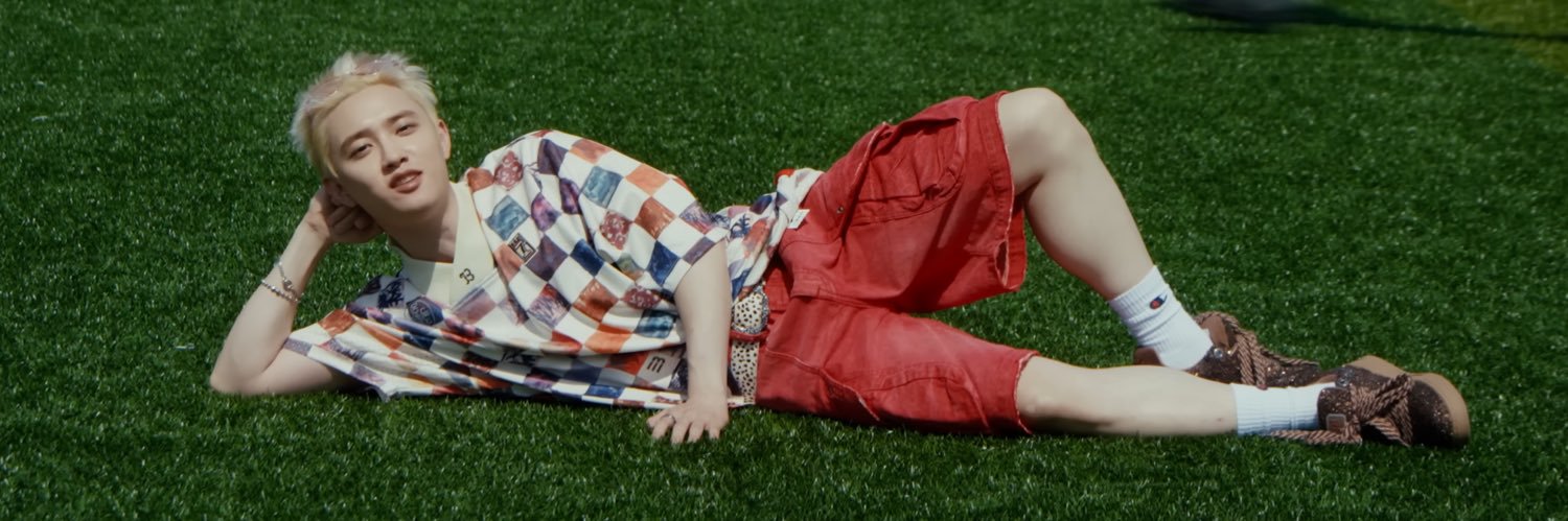 ᵕ̈ 𝐒𝐭𝐚𝐧𝐝 𝐛𝐲 𝐒𝐨𝐨 ⋆｡ banner