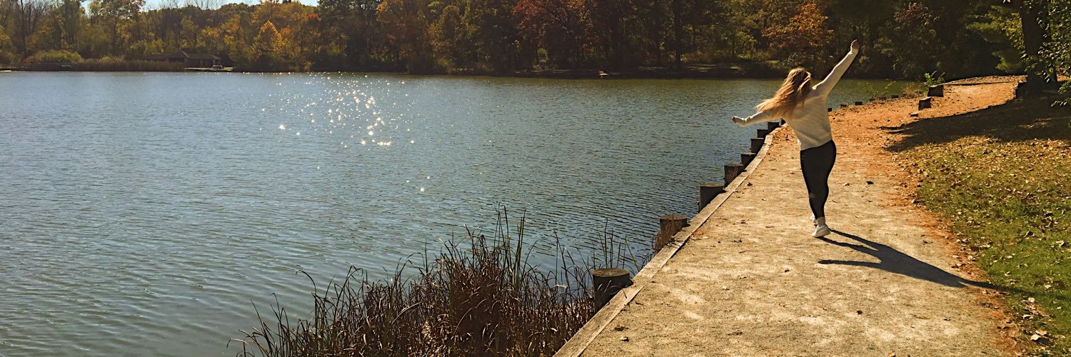erinteevans's profile banner image