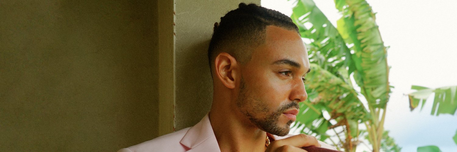 thisisantonii's profile banner image