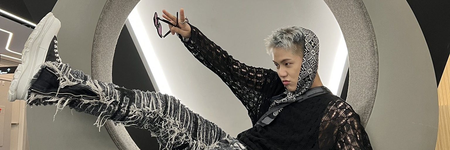Yas 🌼 banner
