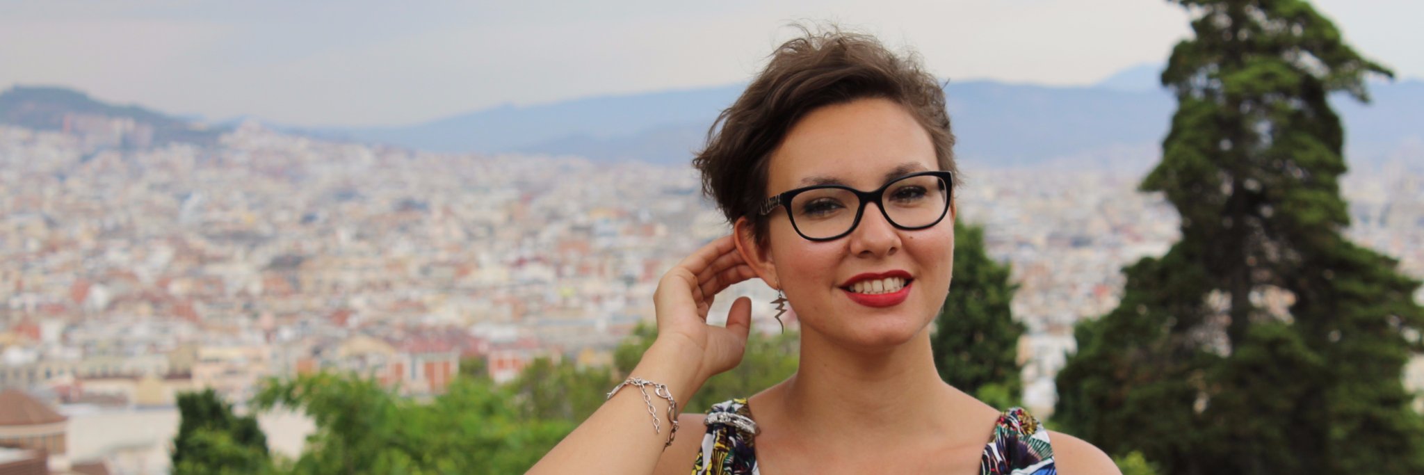 alina_com_dente's profile banner image