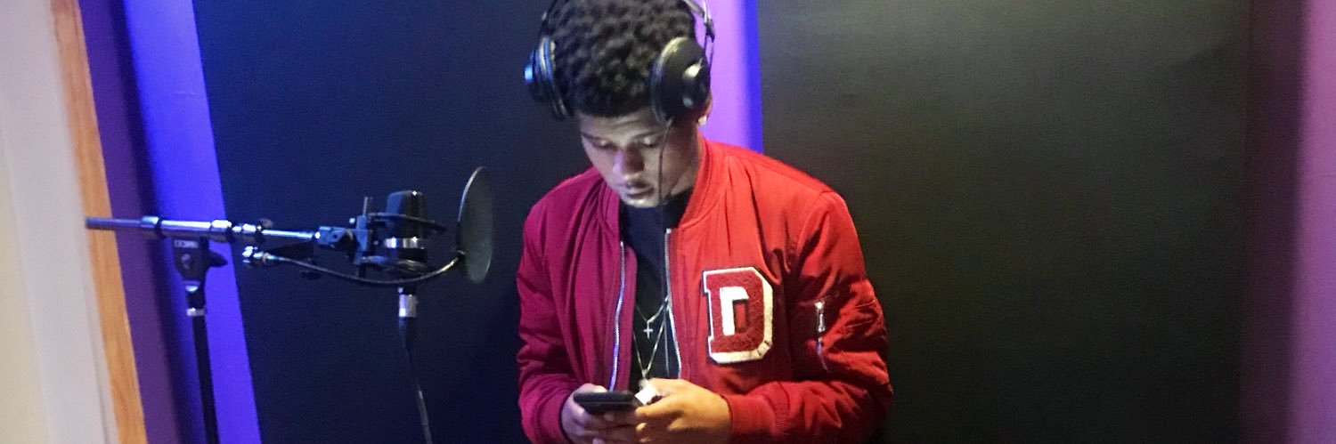 TopShottBando's profile banner image
