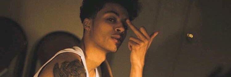GoldenRosezay's profile banner image