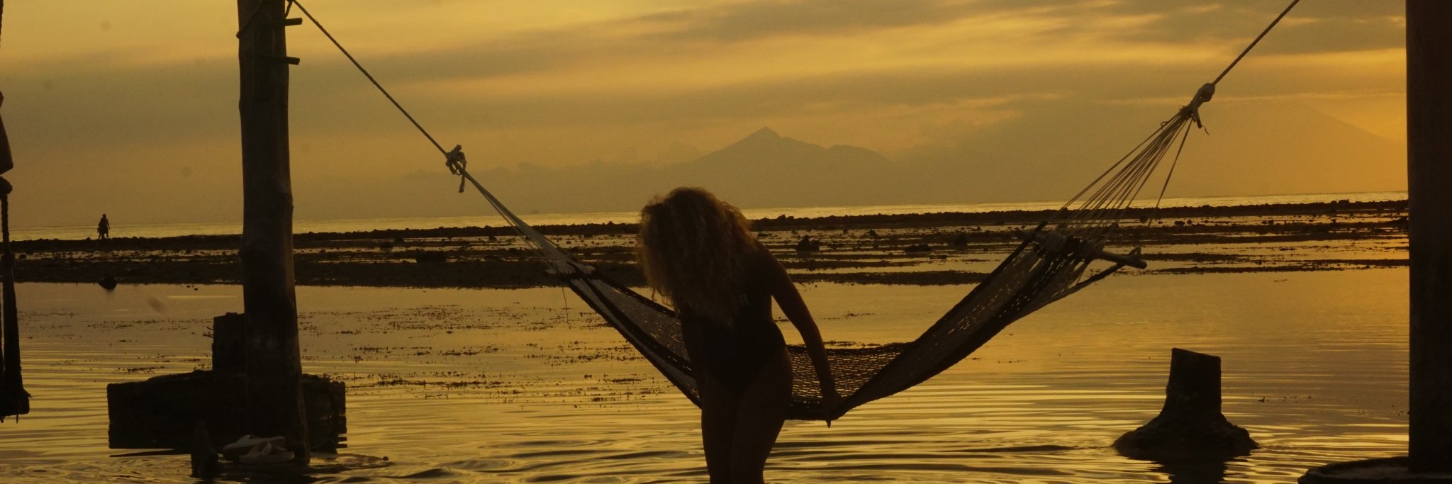 sandymbul's profile banner image