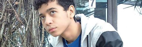 Rezaviorr's profile banner image