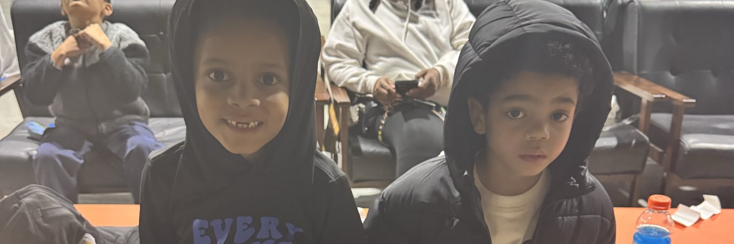 docgi__'s profile banner image