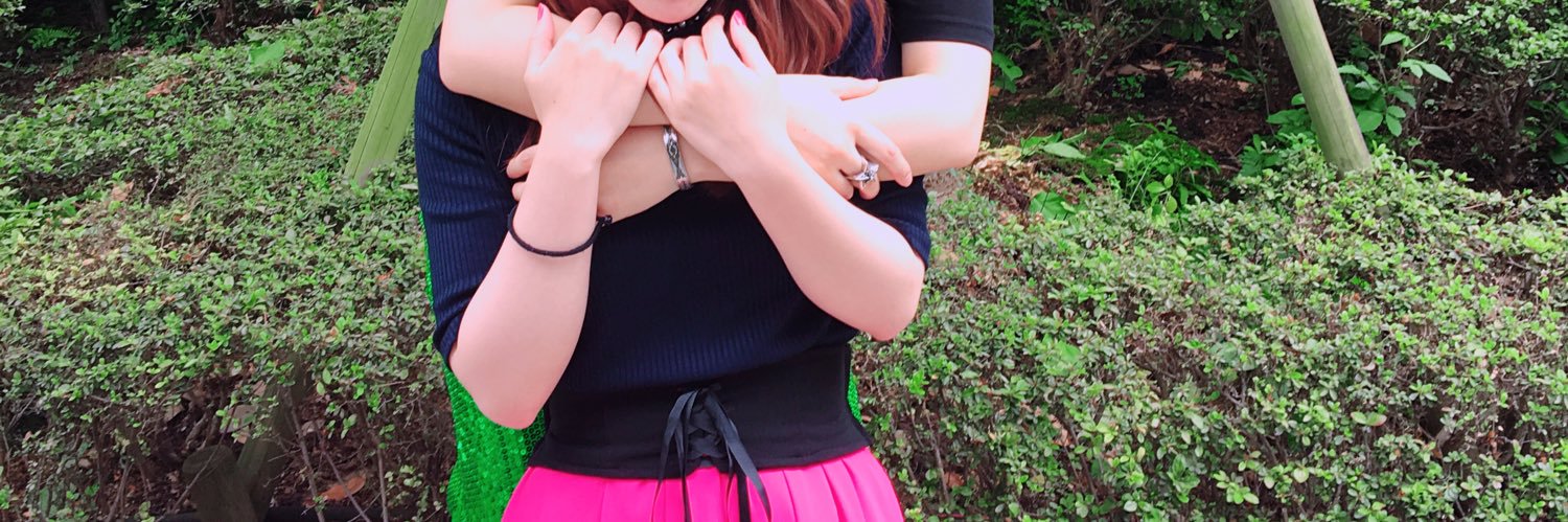 2325Emi's profile banner image