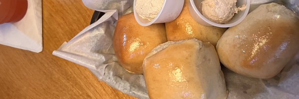 AyeYoApril Profile Banner