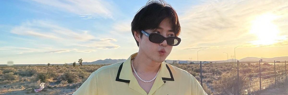 ilaughgiraffe's profile banner image