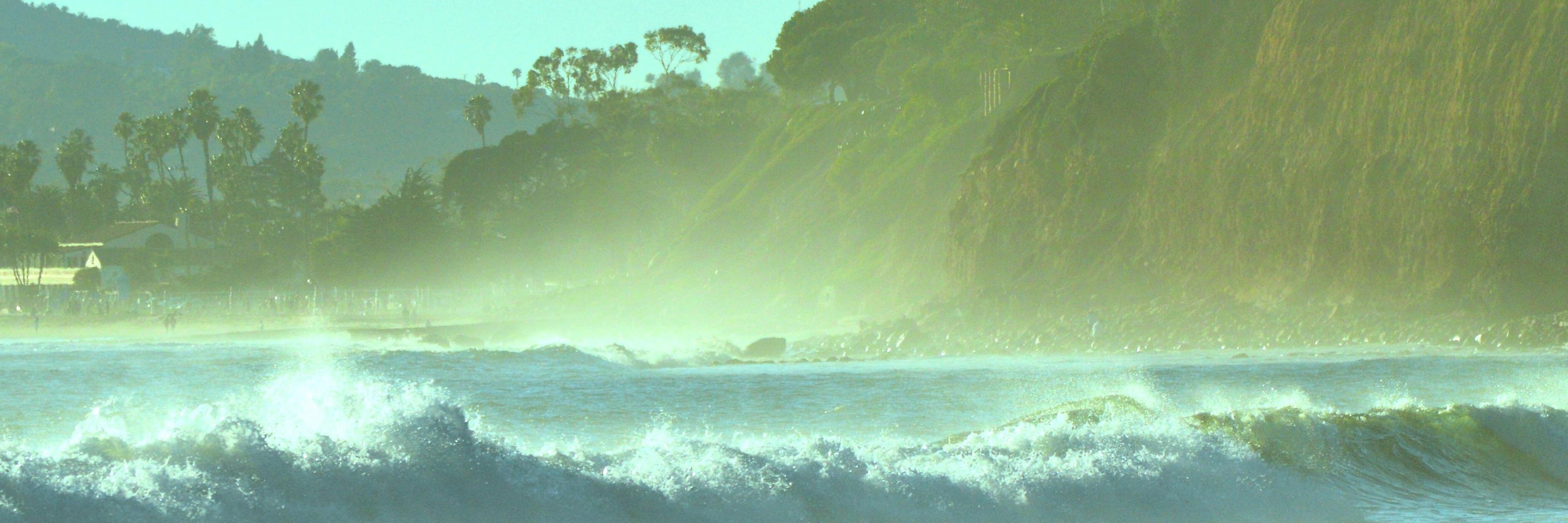 WriterAtTheSea's profile banner image