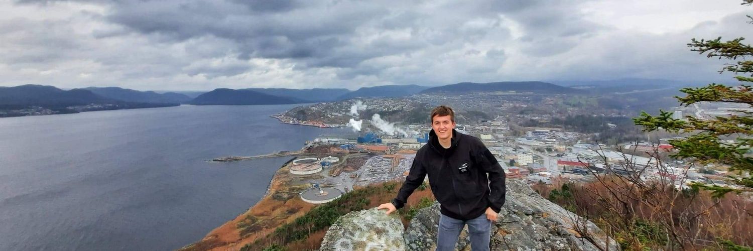 vcolton44's profile banner image