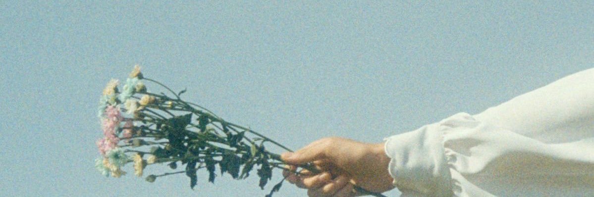 จยู (fan acc)🫧🐰 banner