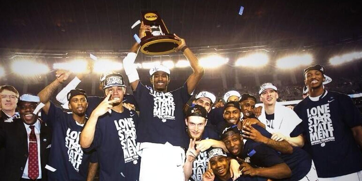 DeAndre Daniels banner