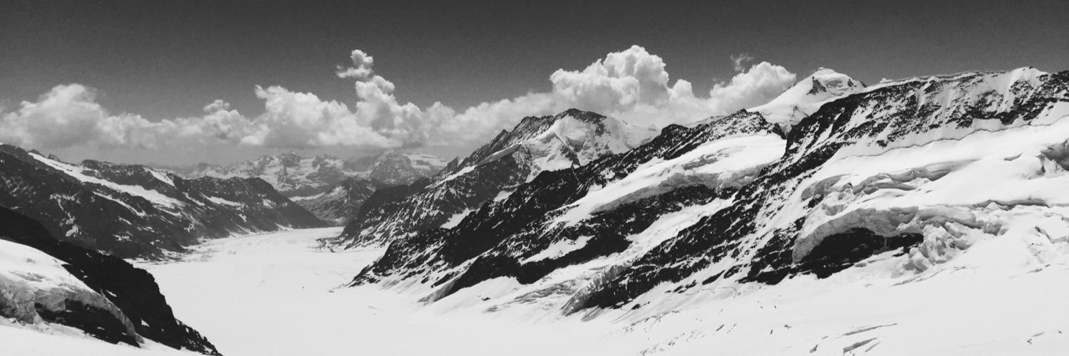 magglen's profile banner image