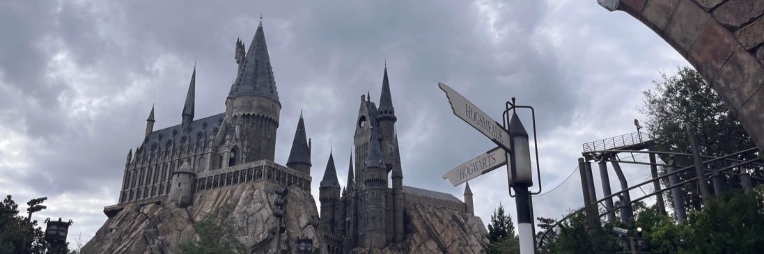 paigebeckerr's profile banner image