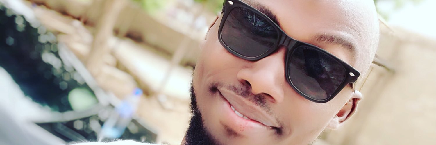mustee_i's profile banner image