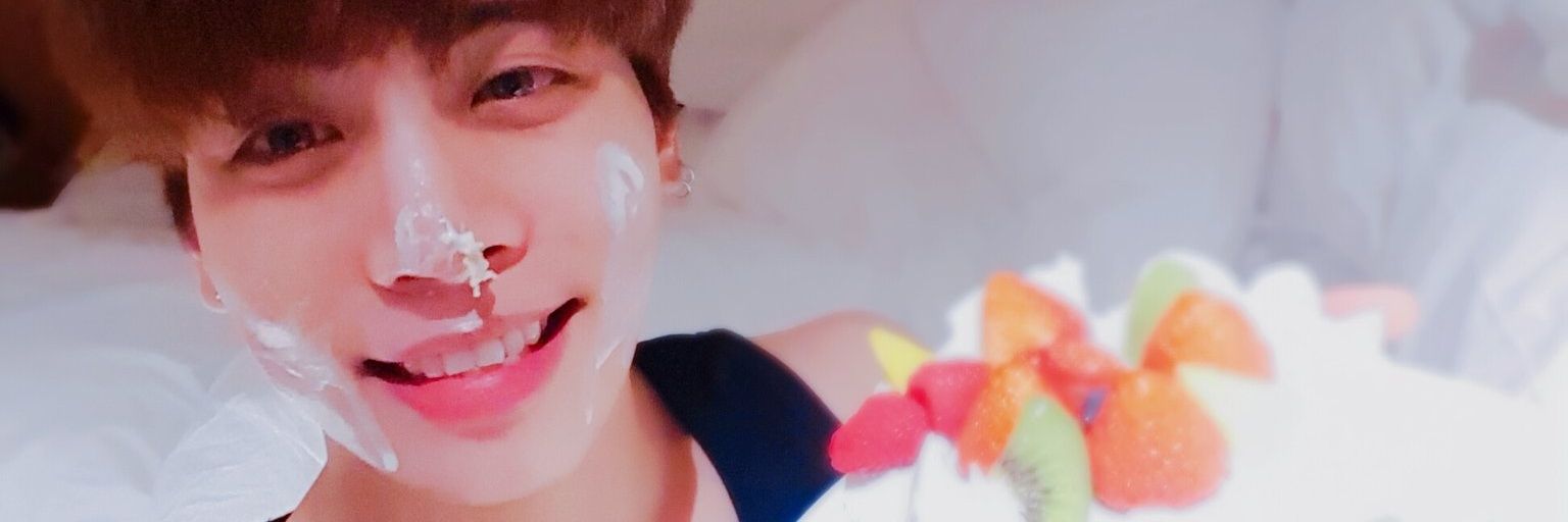 recseason's profile banner image