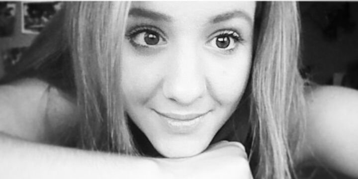 Jenniifer_24's profile banner image