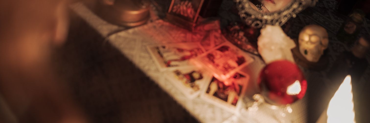 fio_adeline's profile banner image