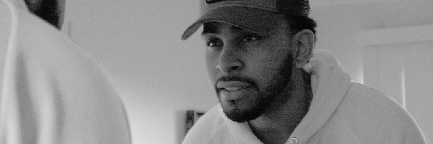 DominicDeas's profile banner image