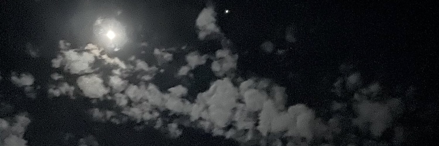 s22_lo's profile banner image
