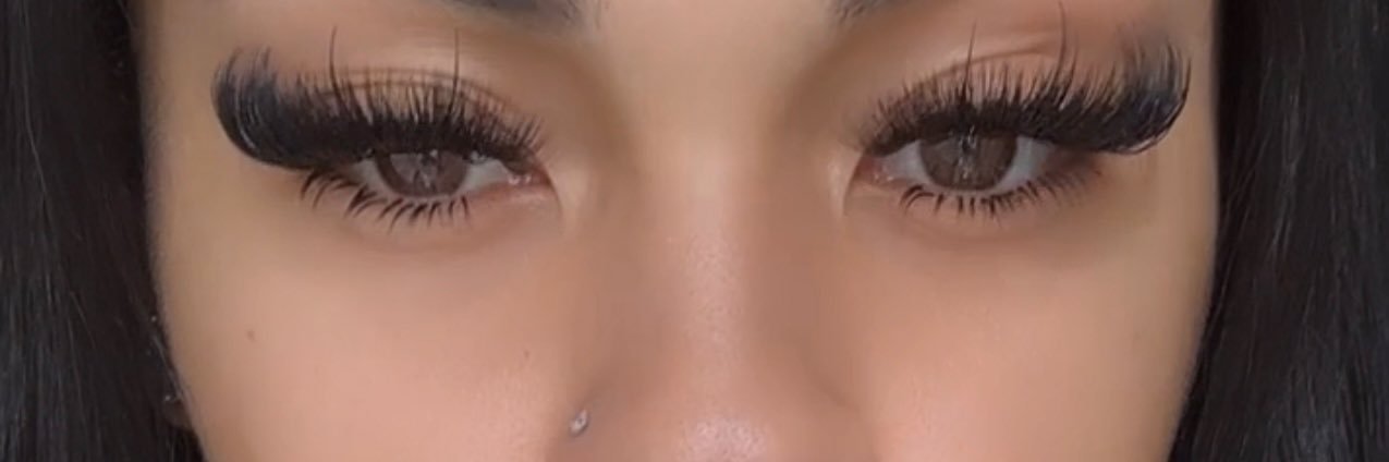 indiarielle's profile banner image