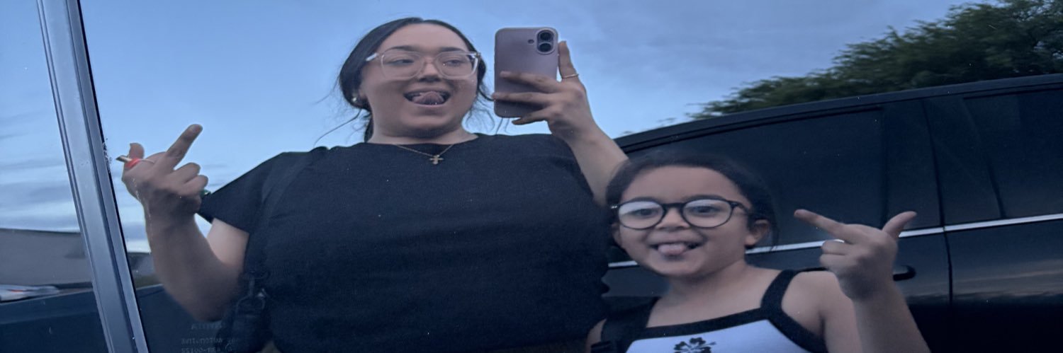_anissagomez's profile banner image