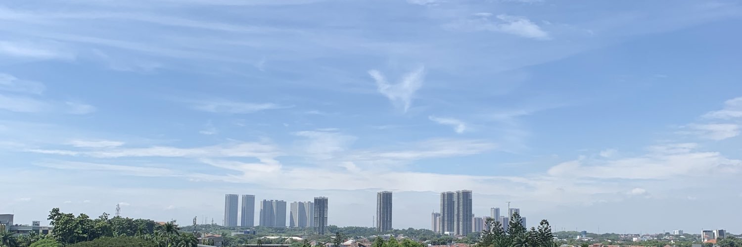 mbariloo's profile banner image