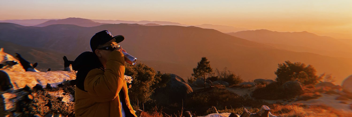 leslyrb_'s profile banner image