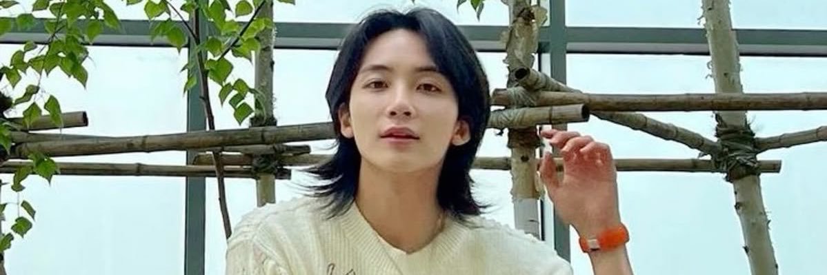 𝐴𝐿𝑀𝐼𝑅𝐴 𝐾𝐸𝑆𝑊𝐴𝑅𝐼 banner