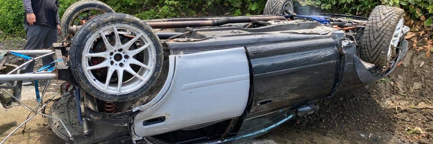 山川自動車 banner