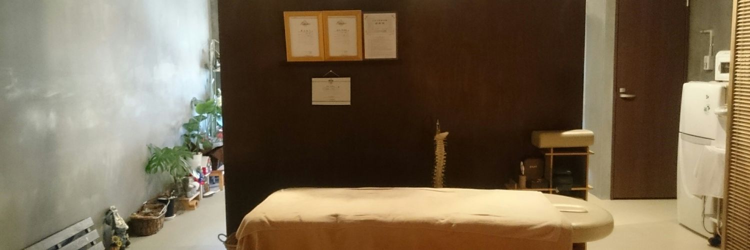 iichimole's profile banner image