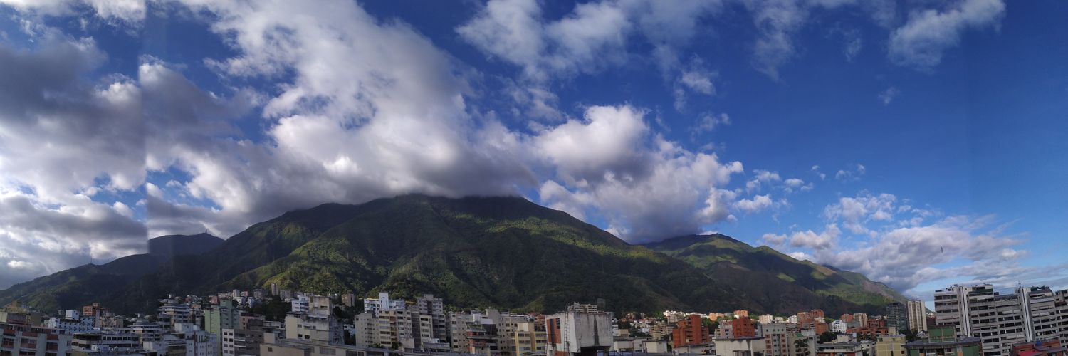 krola_gonzalez's profile banner image