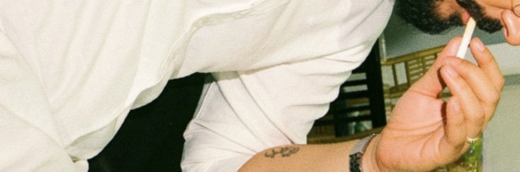 - banner