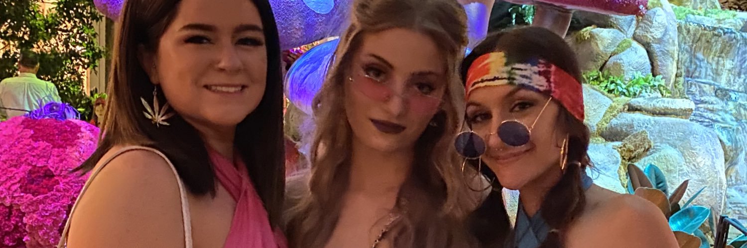 dakotacoco's profile banner image