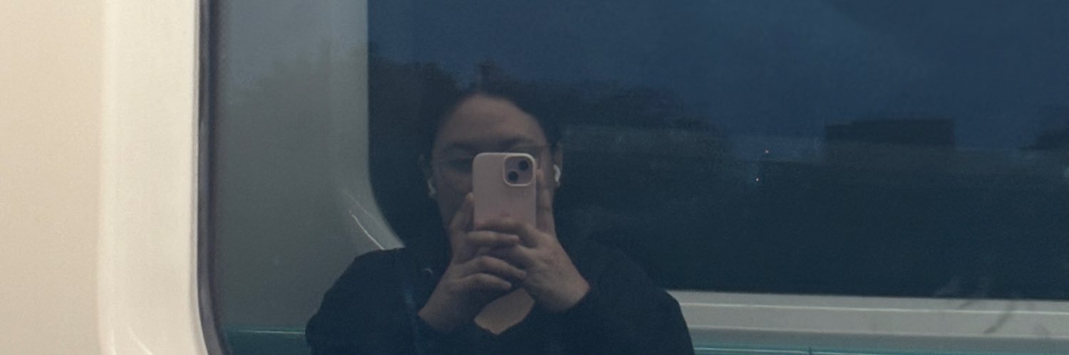 janeeeybi's profile banner image