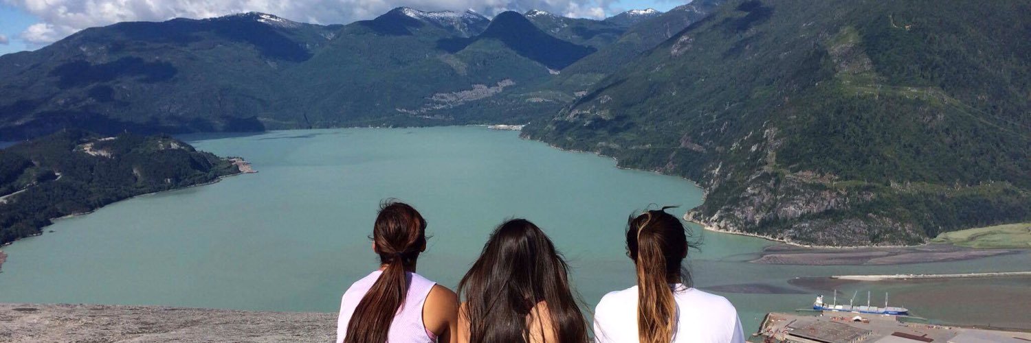 angle_lee12's profile banner image