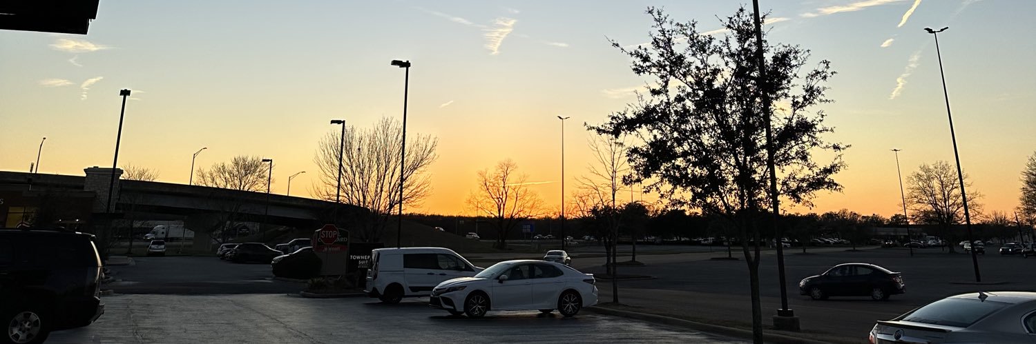 colinmacias_'s profile banner image