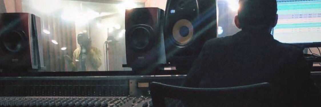 conbtz's profile banner image